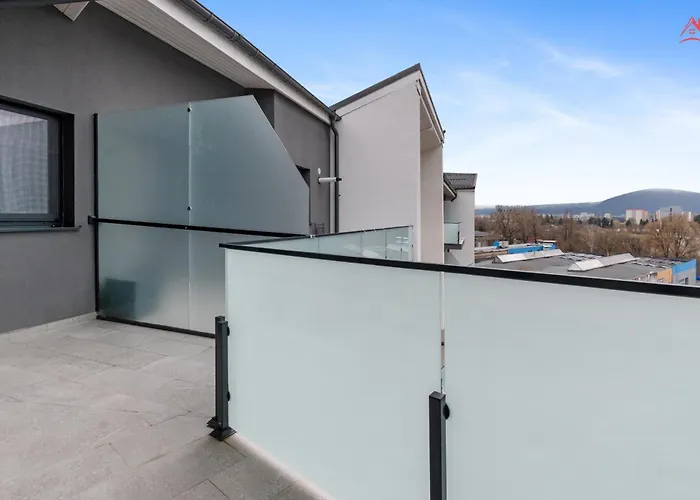 The View Vivamus Free Parking